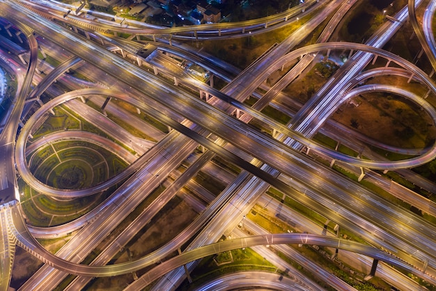 Investimentos em Infraestrutura 2025: Prioridades do Governo Federal