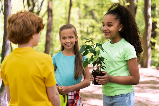 Educação Ambiental nas Escolas: Guia para Projetos Sustentáveis