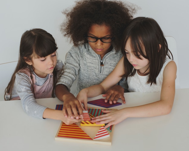A Importância da Educação Infantil no Brasil: Benefícios e Desafios