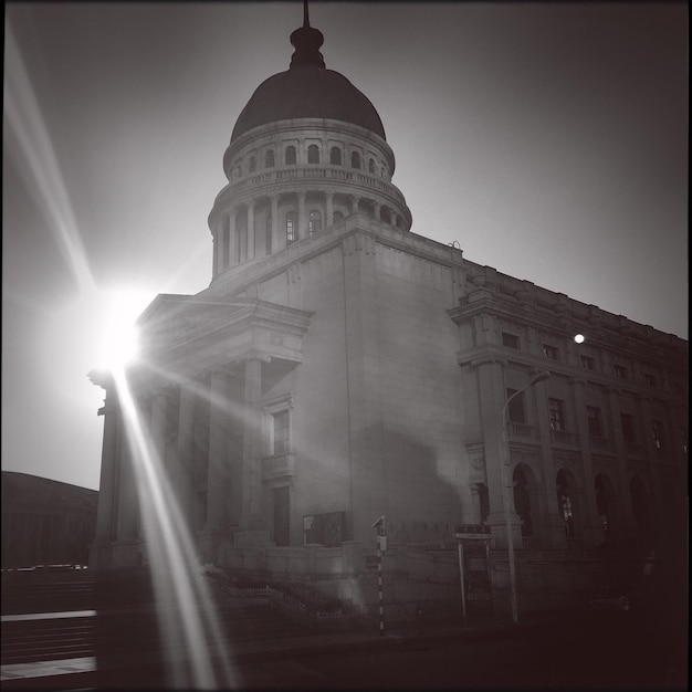 Alerta: Federal Reserve Anuncia Aumento de 0,25% na Taxa de Juros – O Que Isso Significa Para Você?